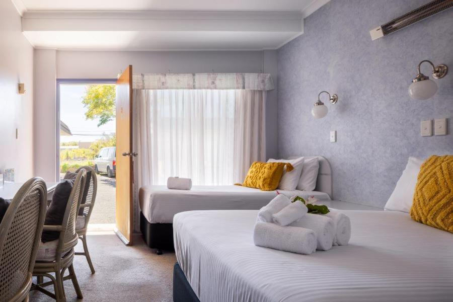 South Pacific Palms Motor Inn Tuncurry Kültér fotó
